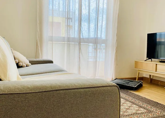 Bright Modern 3 Bedroom In Downtown Portimão