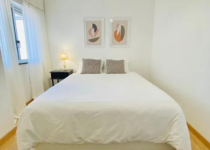 Bright Modern 3 Bedroom In Downtown Appartamento